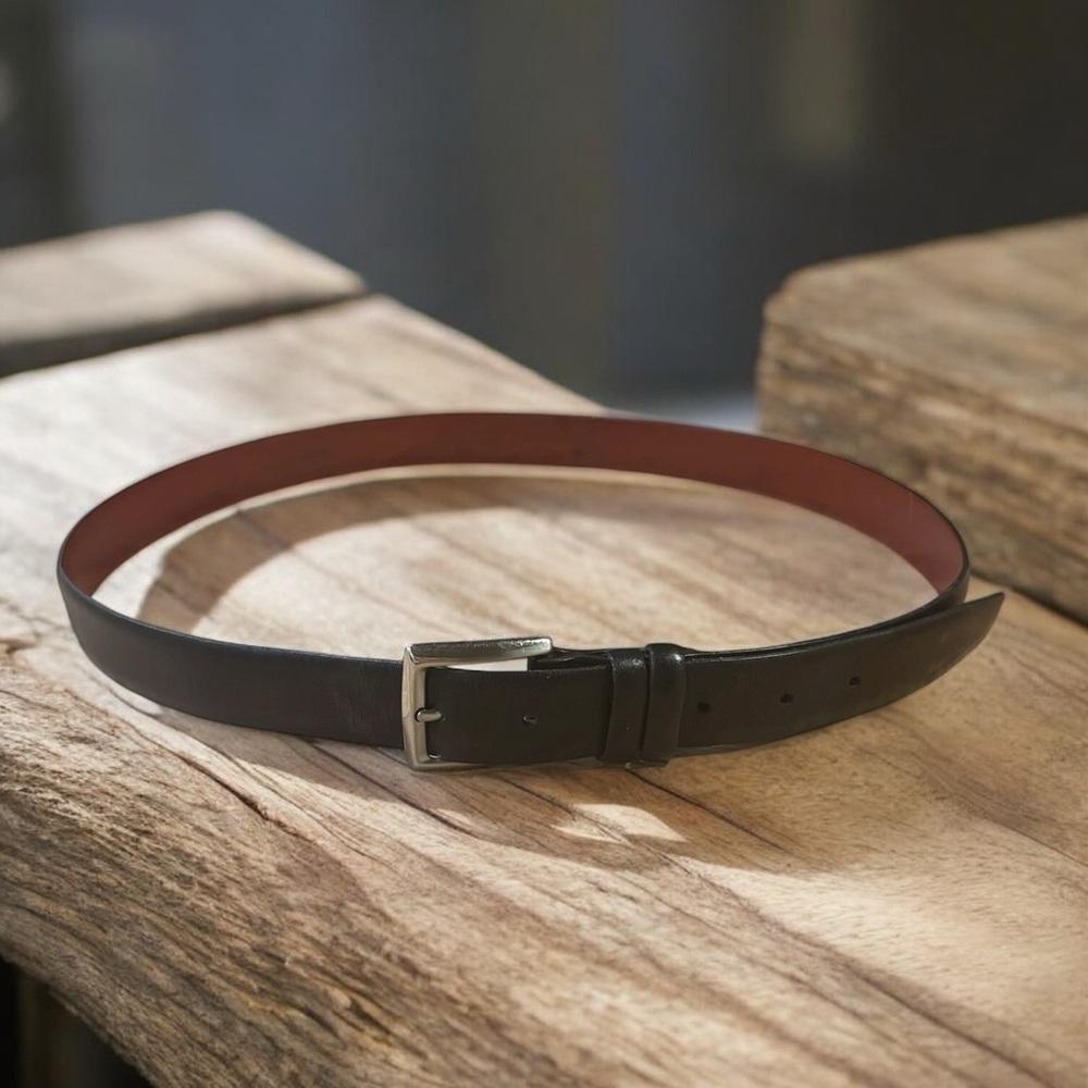 Yves Saint Laurent black handcrafted leather belt size 42 - Picture 7 of 7